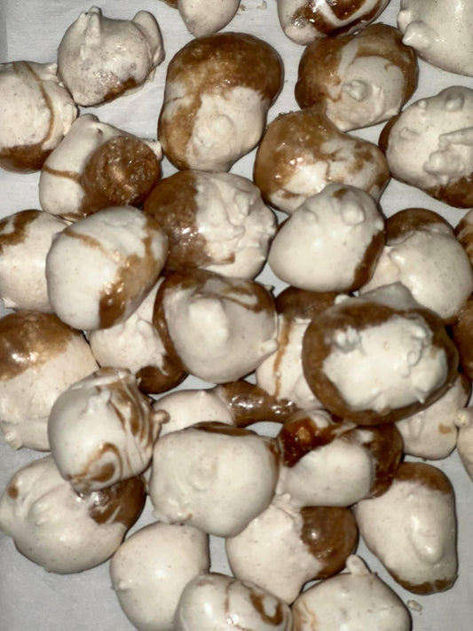 Freeze Dried Cinnamon Roll Puffs