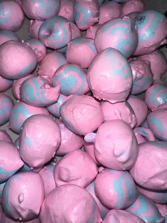 Freeze Dried Cotton Candy Puffs