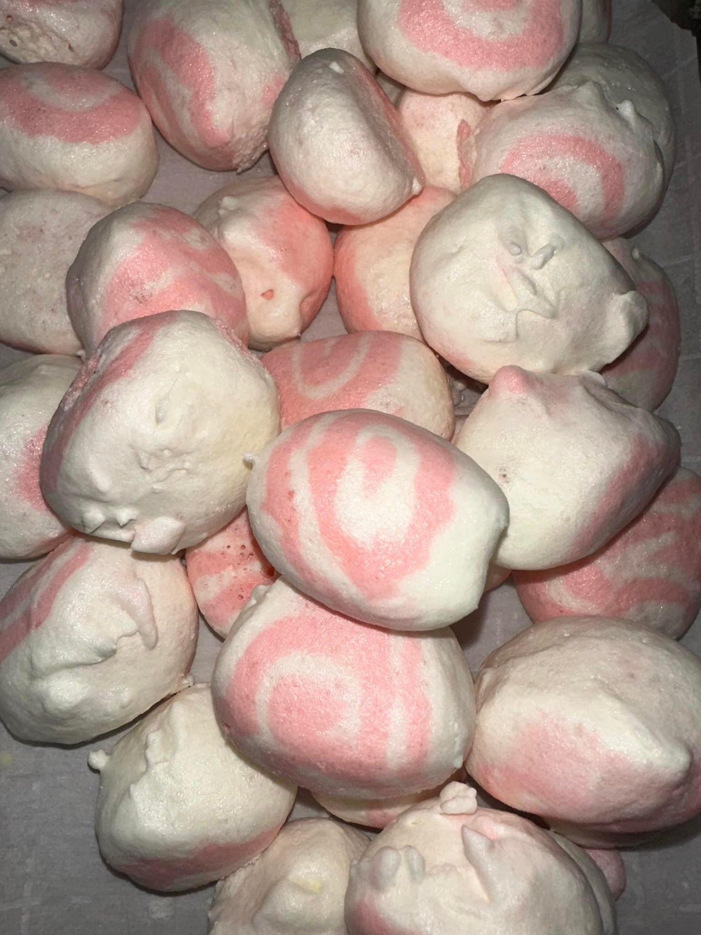 Freeze Dried Strawberry Cheesecake Puffs