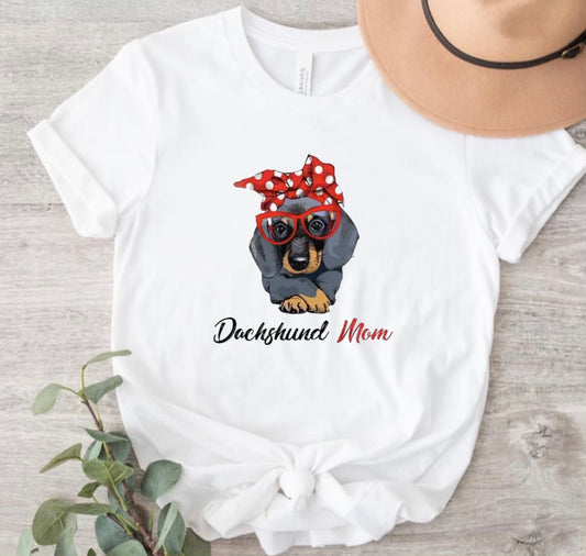 Dachshund Mom Tee