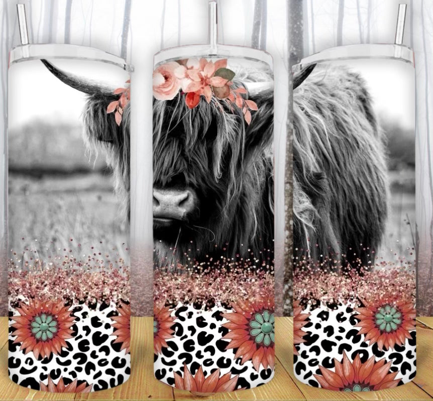 20oz Highland Cow Floral Tumbler